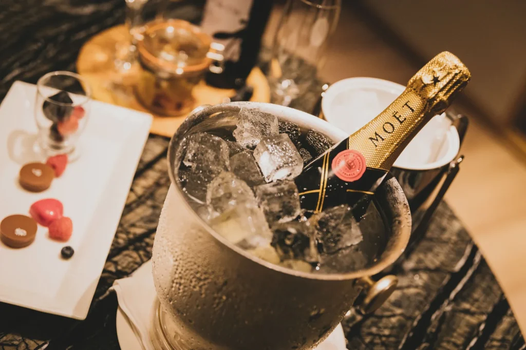 社交飲食店イメージ